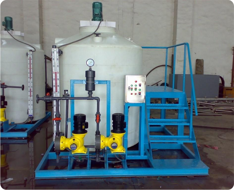 自动一体化加药装置 3.png